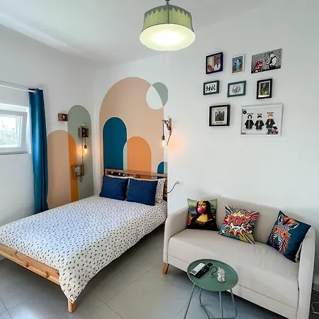 Blue Bergamote - Pop Culture Hotel *